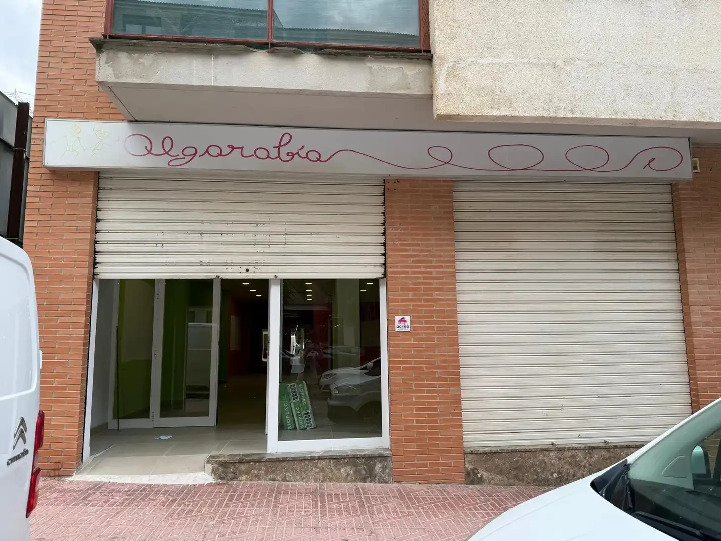 Commercial properties for rent in Buñol