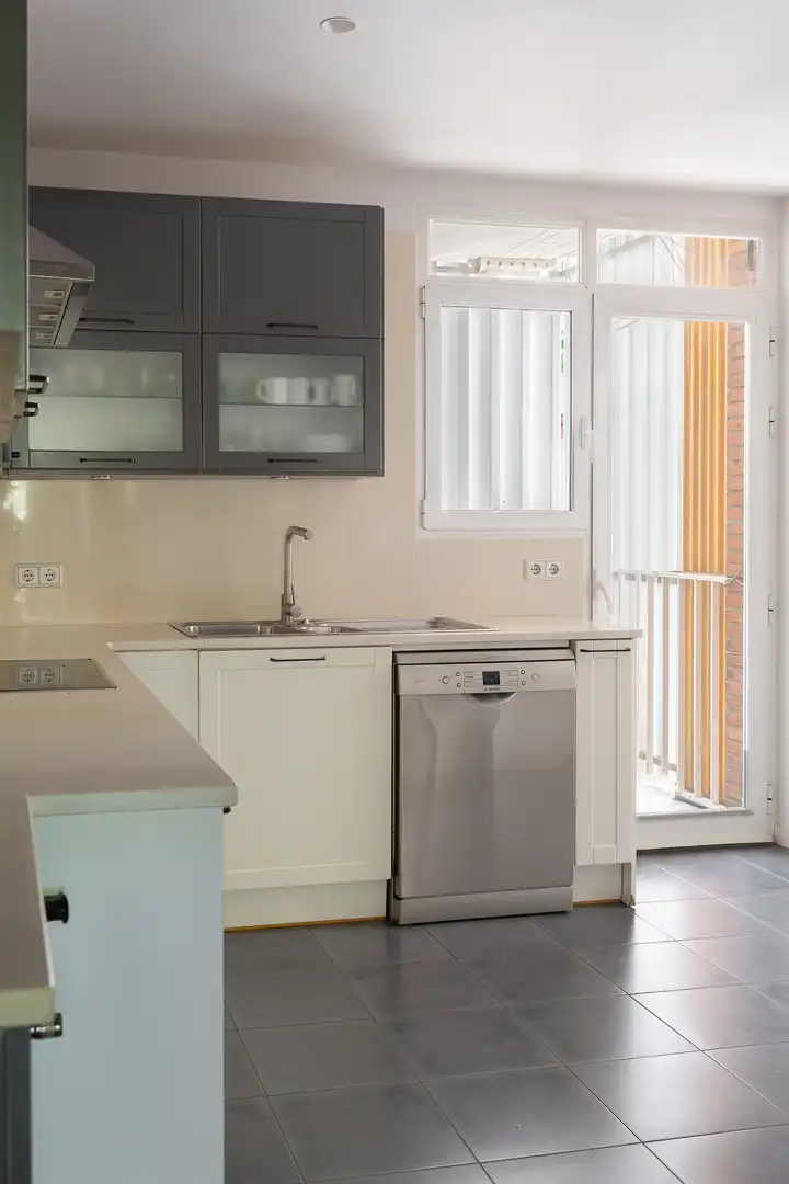 Kitchen of Flat for sale in Barcelona  with Air Conditioner and Terrace