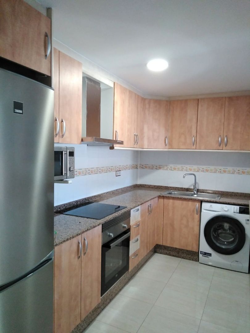 Kitchen of Single-family semi-detached to rent in San Isidro  with Terrace, Furnished and Community pool