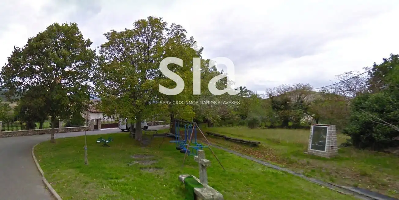 Terreny residencial en venda a AIZKOMENDI