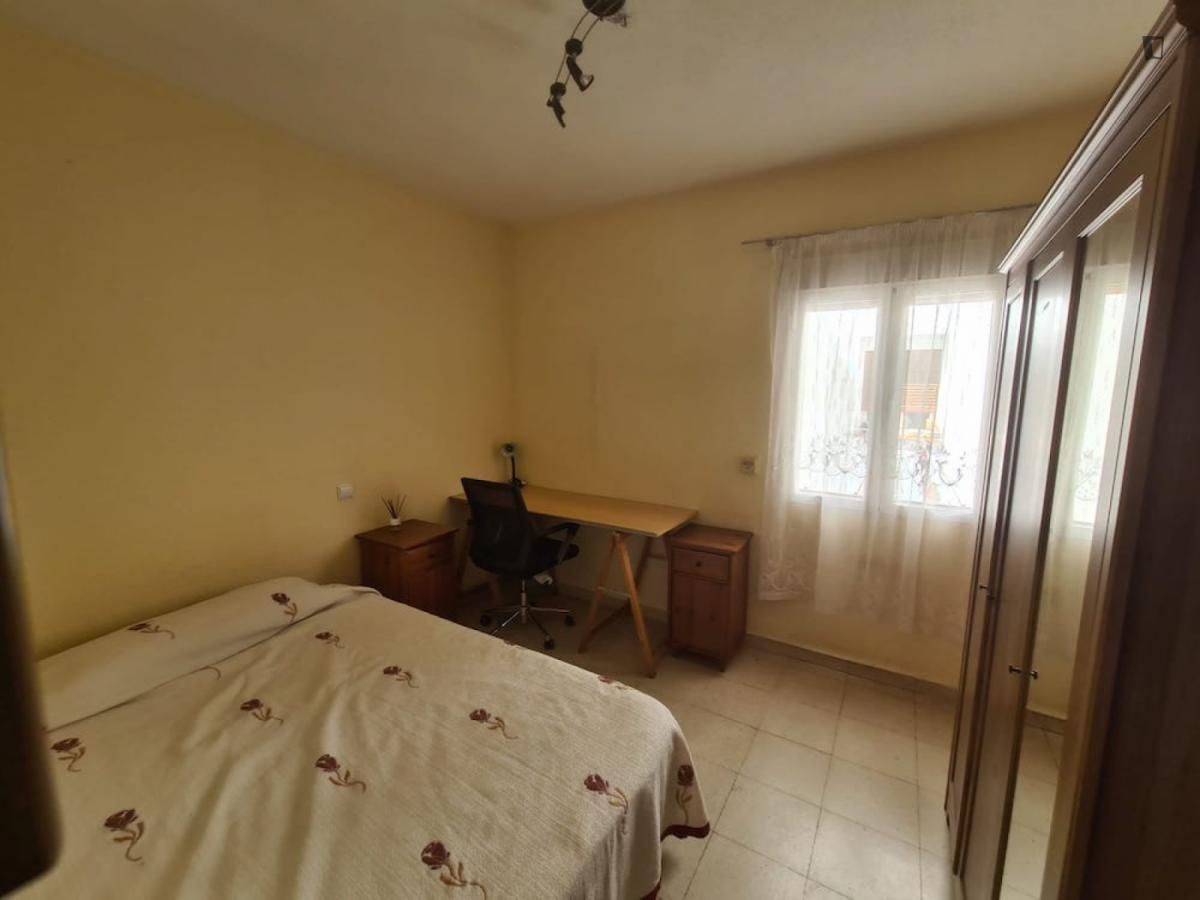 House or chalet to share in Imperial