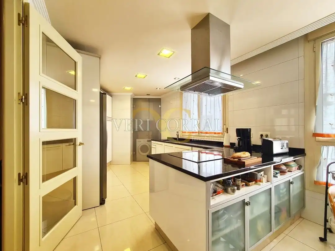 Kitchen of Flat for sale in Oviedo   with Heating, Terrace and Storage room