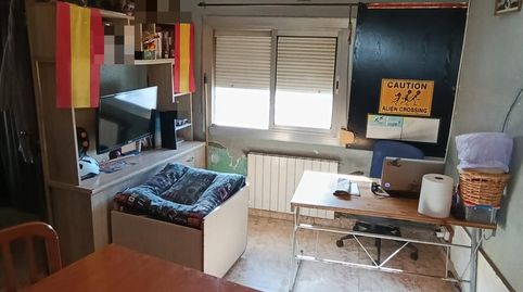 Foto 4 de Pis en venda a Font de Lalzina , Singuerlín, Santa Coloma de Gramenet