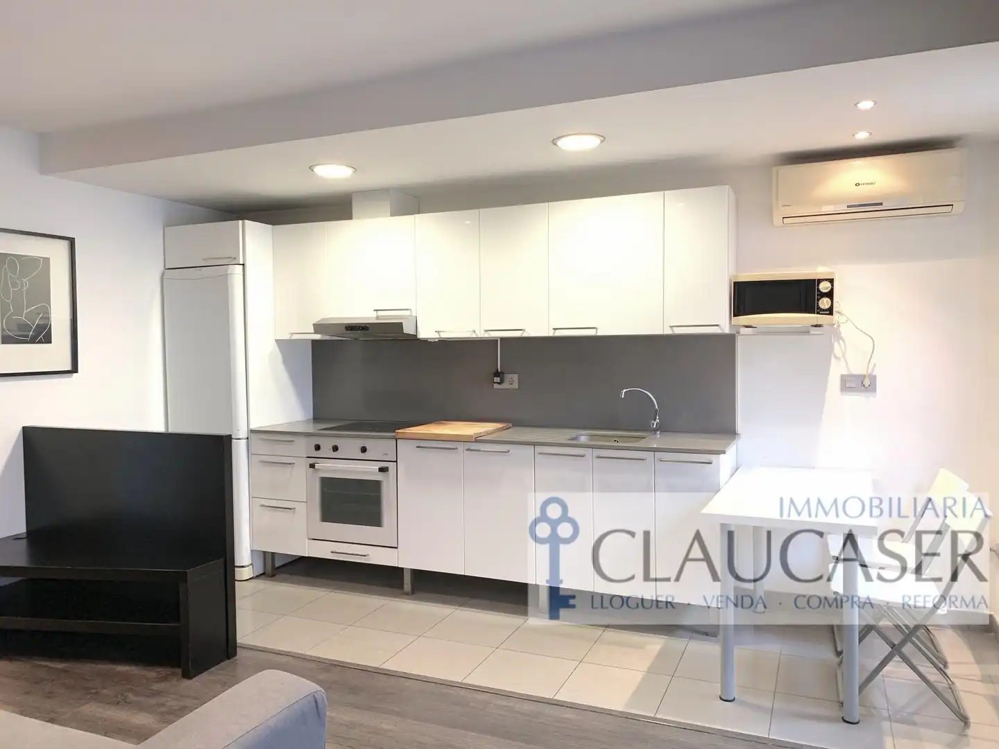 Kitchen of Flat for rent in Santa Coloma de Gramenet  with Heating, Furnished and Oven