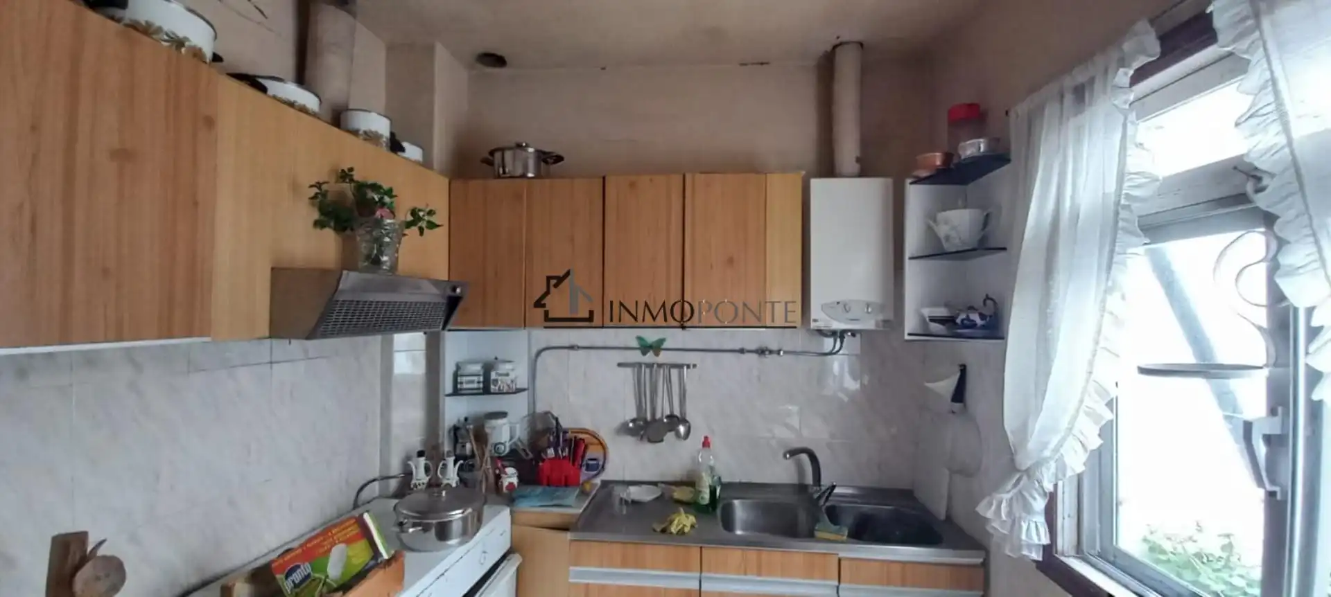 Cuina de Pis en venda en Pontevedra Capital 