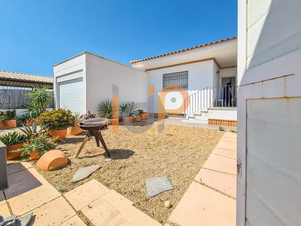 Vista exterior de Casa o chalet en venta en Huércal-Overa con Aire acondicionado, Calefacción y Terraza