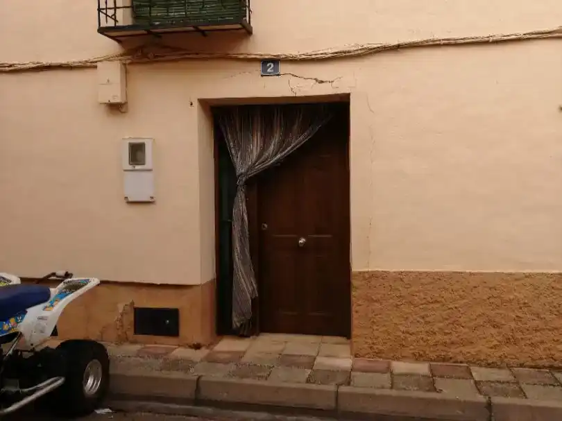 Vista exterior de Casa adosada en venta en Puerto Lápice con Amueblado y Balcón