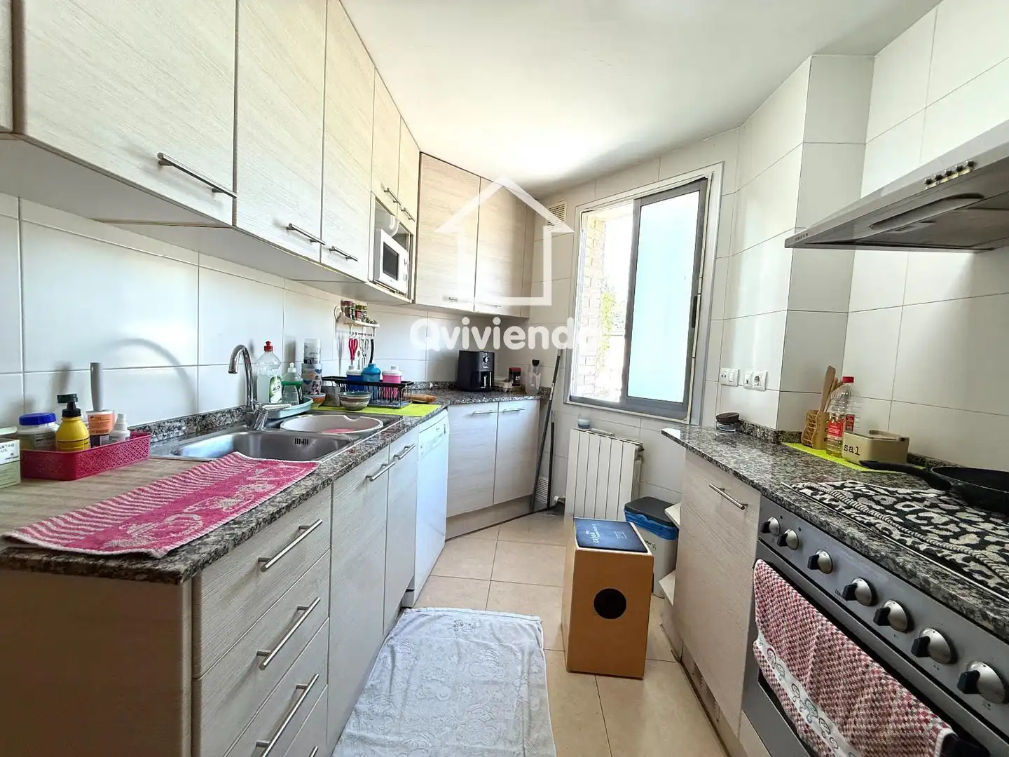 Cuina de Pis en venda en Montcada i Reixac amb Terrassa i Balcó