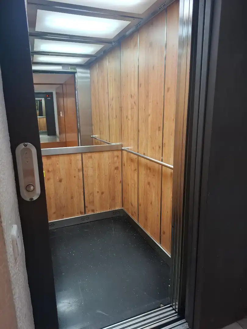 Ático en venta en Badalona con Aire acondicionado, Calefacción y Horno