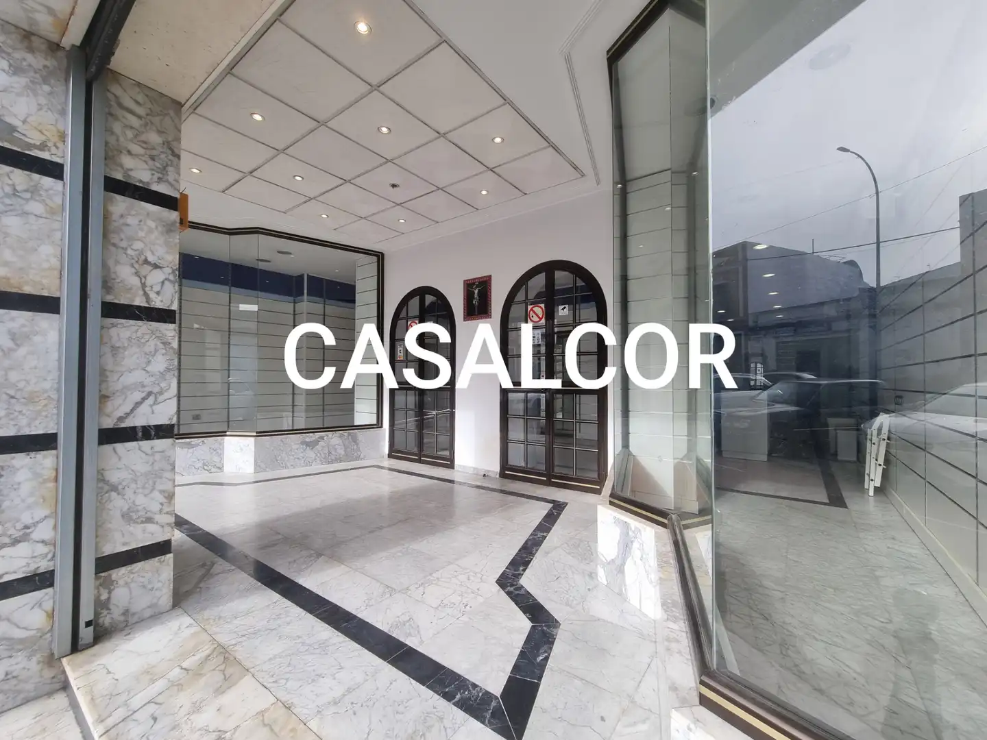 Vista exterior de Local de alquiler en Mairena del Alcor con Aire acondicionado, Calefacción y Amueblado