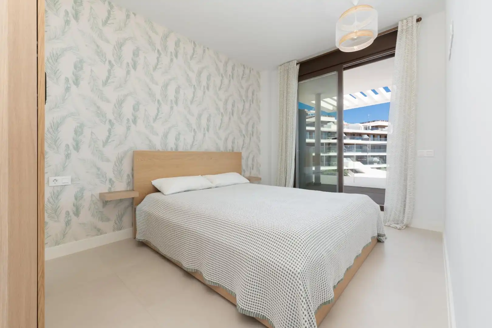Bedroom of Flat for sale in Rincón de la Victoria  with Air Conditioner and Community pool