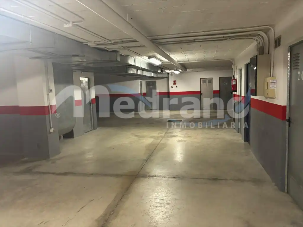 Parkplatz von Garage zum Verkauf in Villajoyosa / La Vila Joiosa