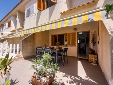 Adosado con piscina en venta en MONTE DE STA POLA