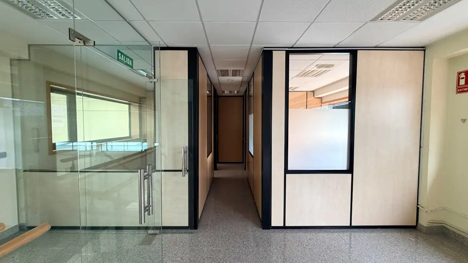 Office for rent in Narón  with Air Conditioner and Heating