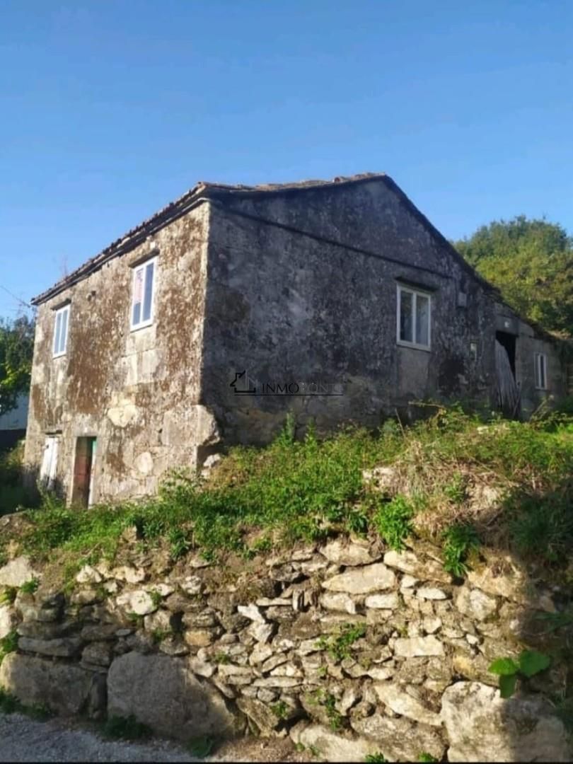 Casa o xalet en venda en Cerdedo amb Jardí privat