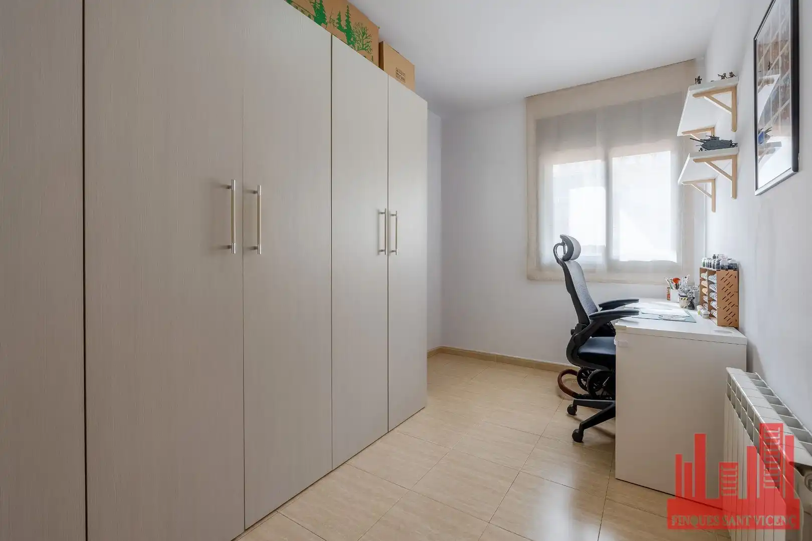 Habitación de Piso en venta en Sant Vicenç Dels Horts con Aire acondicionado y Calefacción