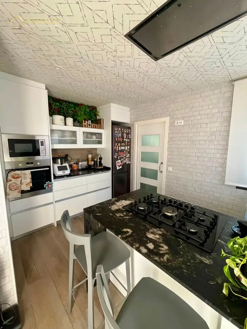 Cocina de Casa adosada en venta en Móstoles con Aire acondicionado, Calefacción y Terraza