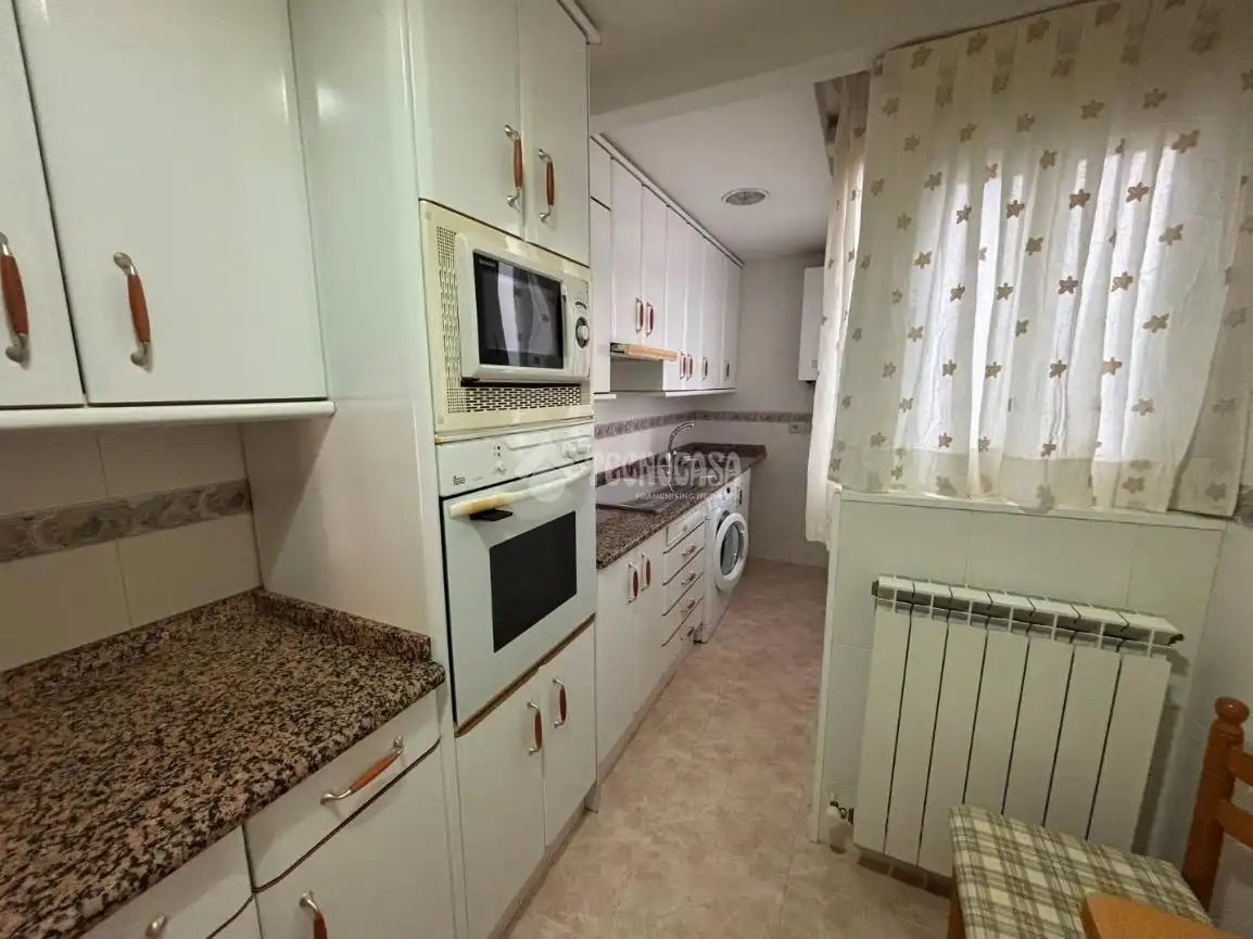 Cuina de Pis en venda en Madrid amb Aire condicionat, Calefacció i Terrassa