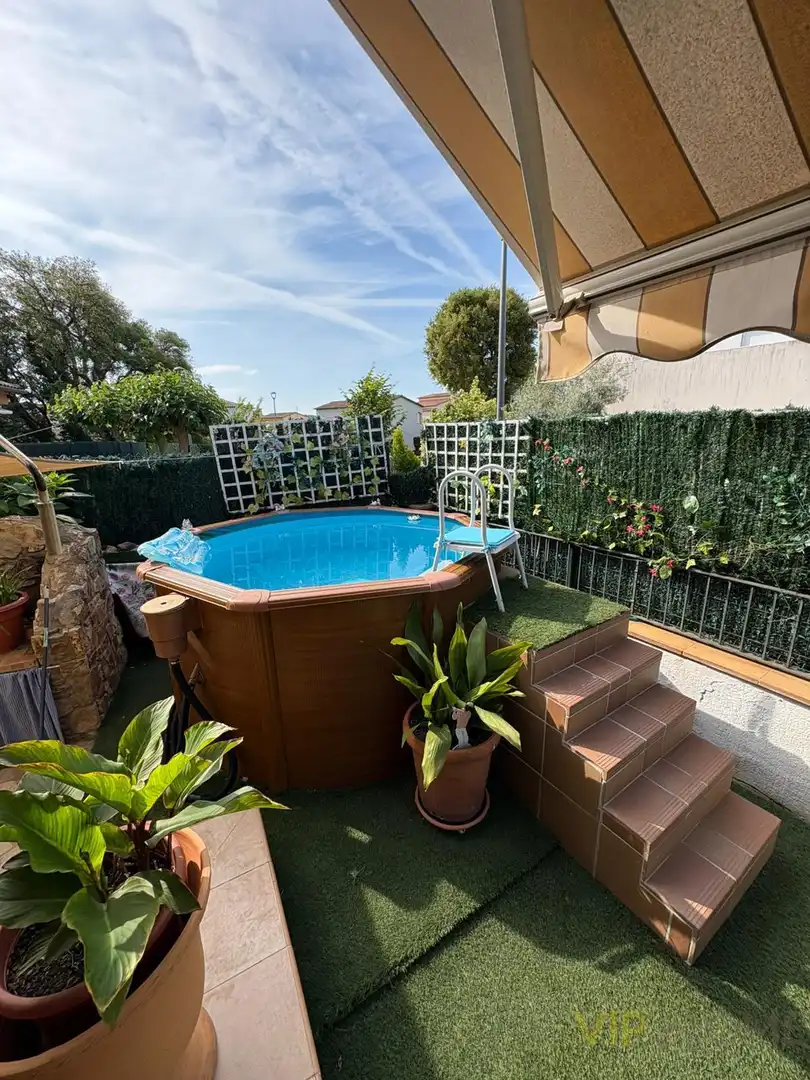 Doppelhaushälfte mit Pool zum Verkauf in carrer suro de la creu 7, imagen 3