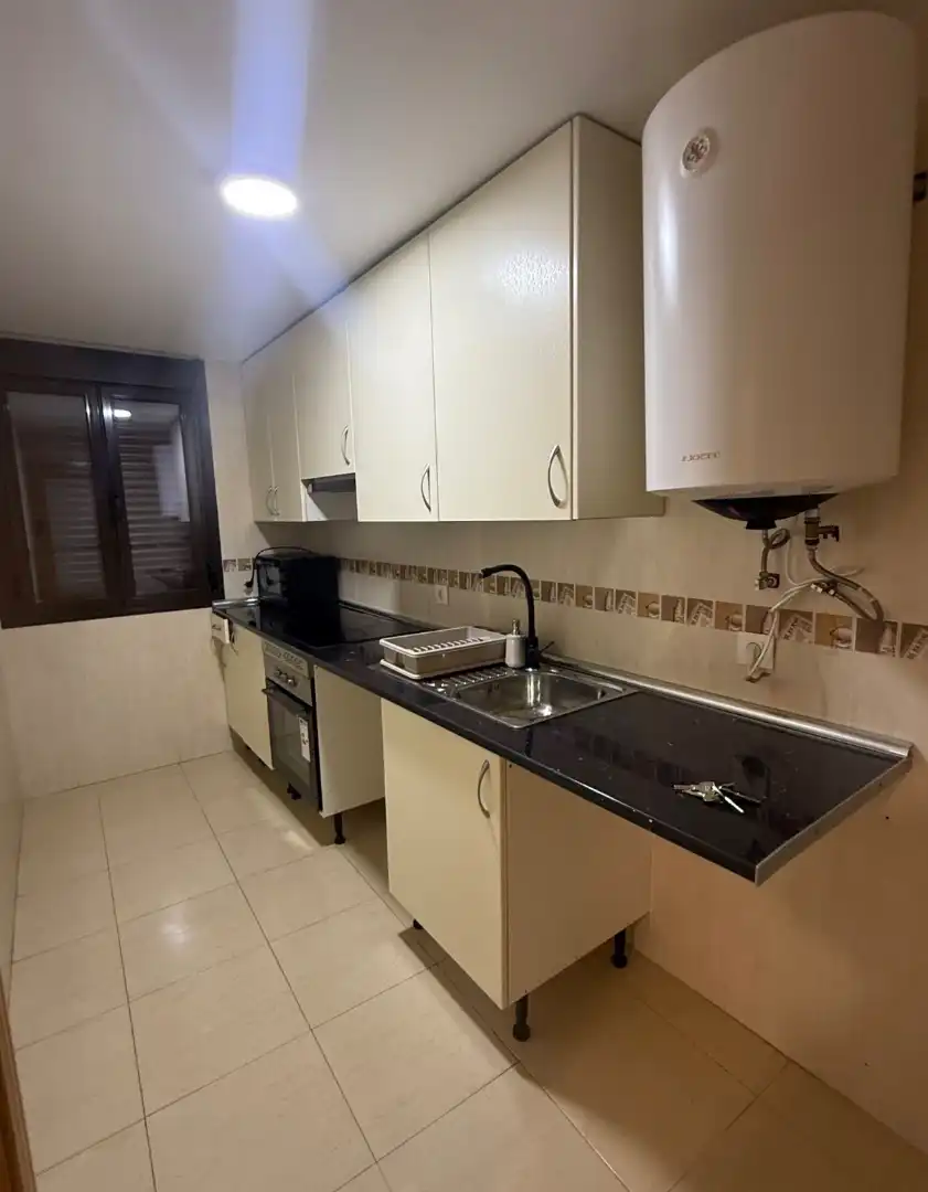 Küche von Maisonette zur Miete in Pantoja mit Heizung, Abstellraum und Ofen