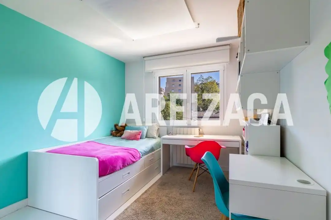 Schlafzimmer von Wohnung zum Verkauf in Donostia - San Sebastián  mit Heizung, Terrasse und Balkon