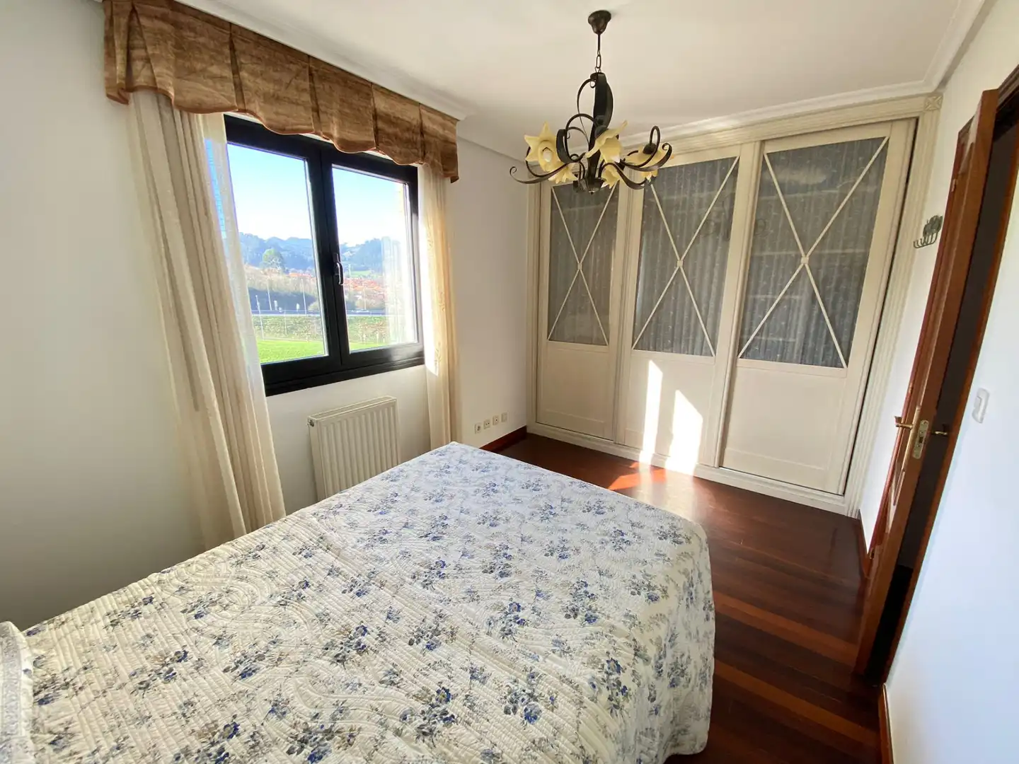 Habitación de Piso en venta en Castro-Urdiales con Calefacción, Jardín privado y Parquet