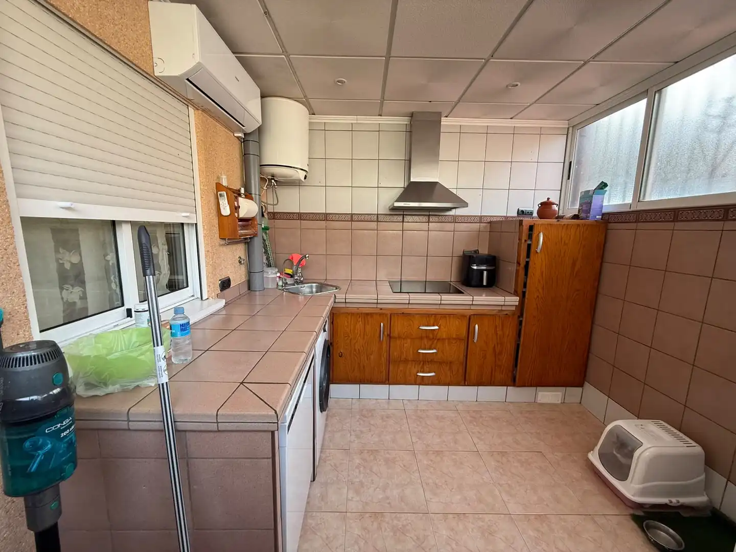 Cuina de Casa o xalet en venda en Santa Pola amb Aire condicionat, Calefacció i Jardí privat