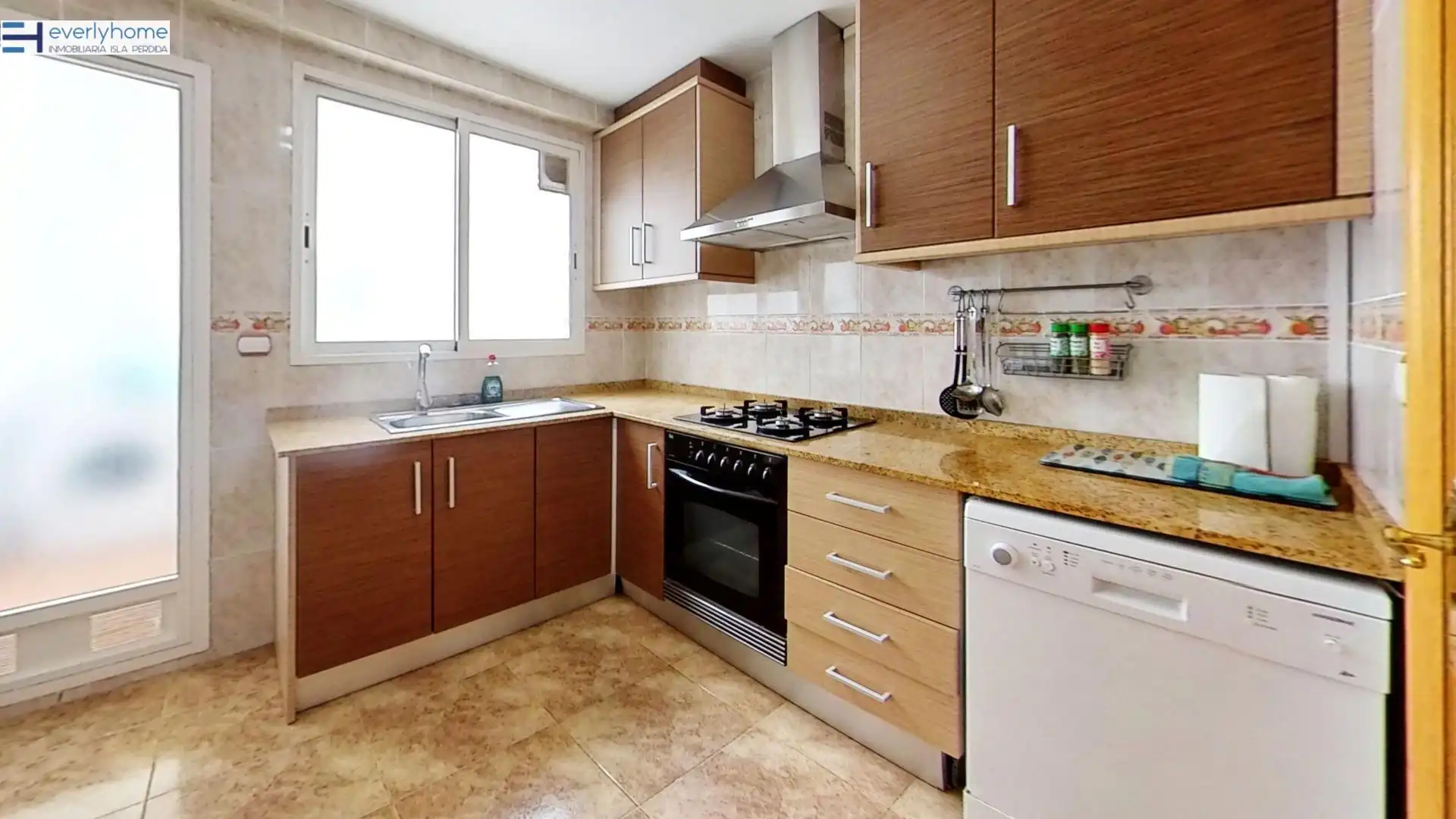 Cocina de Piso para compartir en Burjassot con Aire acondicionado, Amueblado y Balcón
