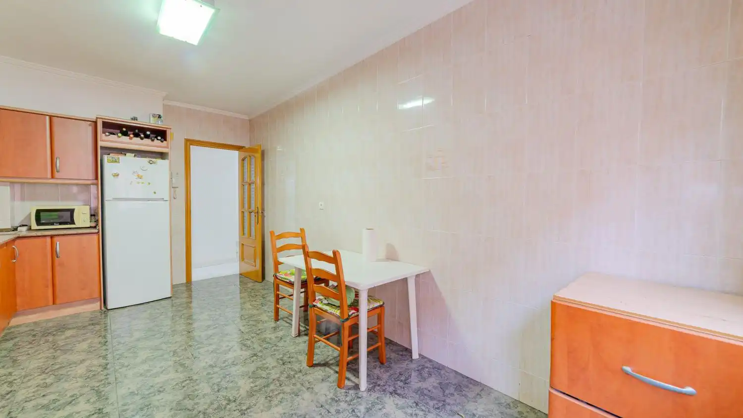 Habitación de Casa adosada en venta en Orihuela con Terraza y Balcón