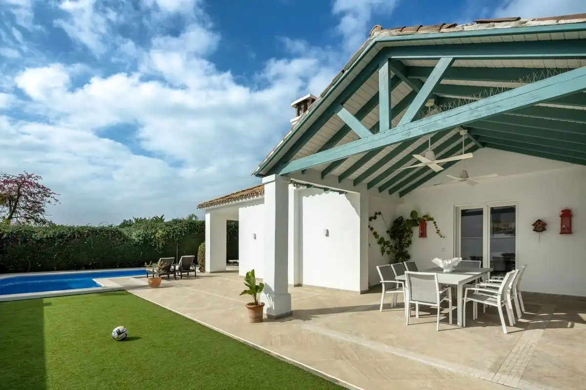 Villa mit Pool zum Verkauf in Benamara - Atalaya, imagen 13