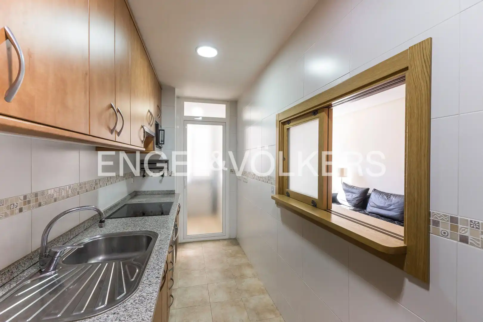 Kitchen of Flat for sale in Madrid  with Air Conditioner, Heating and Parquet flooring