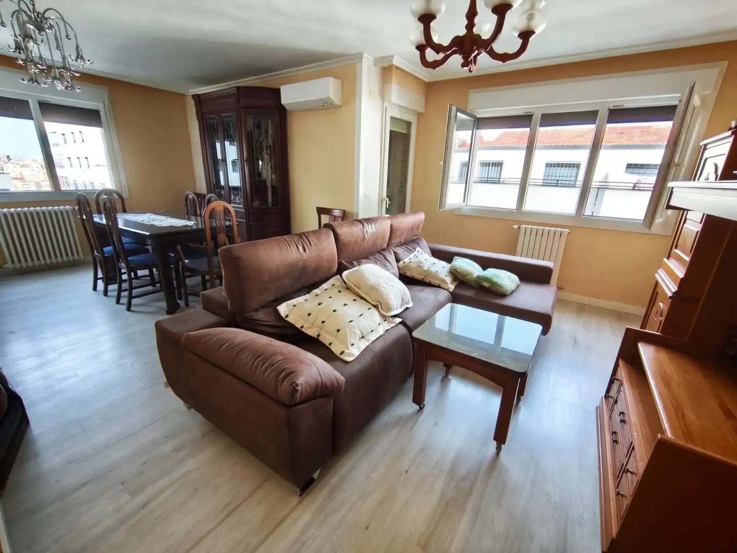 Living room of Flat for rent in Albacete  with Heating, Furnished and Balcony