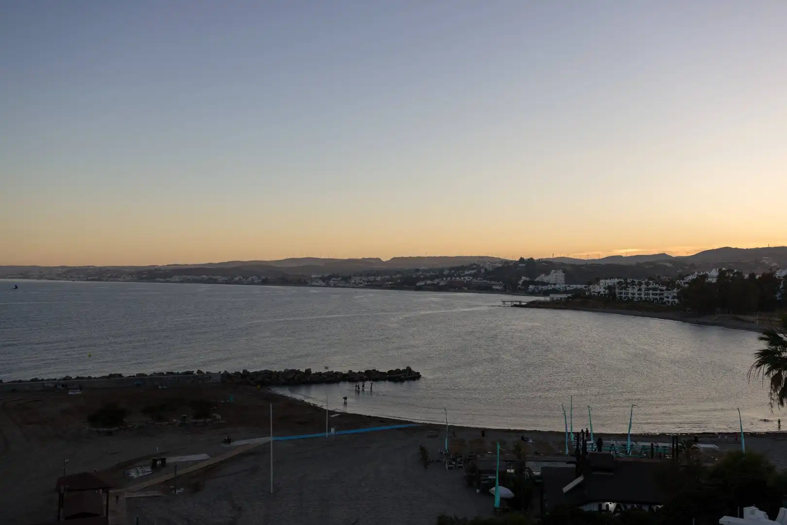 Vista exterior de Ático en venta en Estepona con Aire acondicionado, Calefacción y Terraza