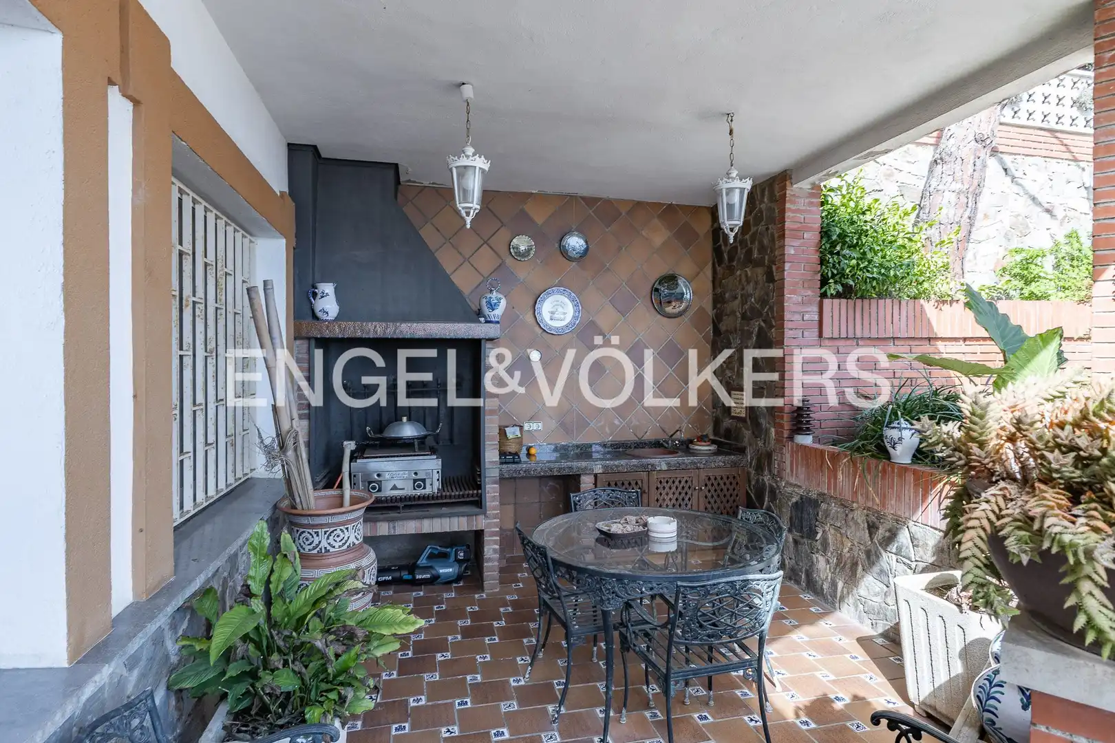 Terrasse von Country house zum Verkauf in Barcelona mit Heizung, Parkett und Terrasse