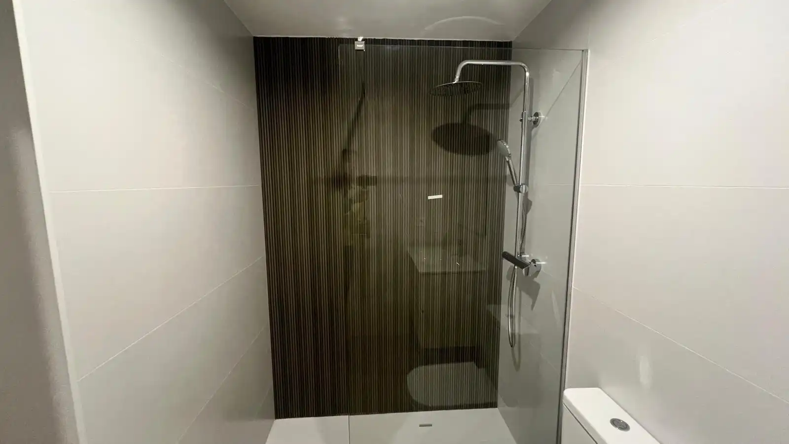 Baño de Piso en venta en Castellón de la Plana / Castelló de la Plana con Aire acondicionado, Terraza y Trastero