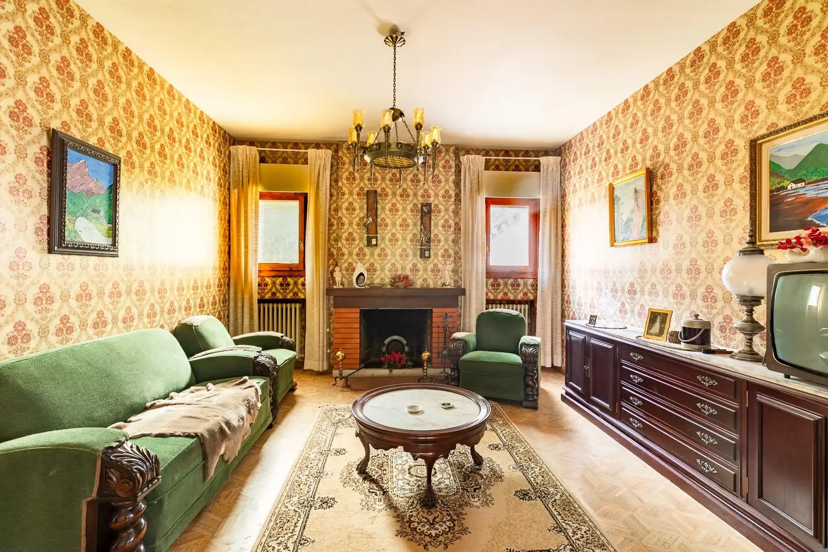 Wohnzimmer von Country house zum Verkauf in Sabiñánigo mit Heizung, Privatgarten und Terrasse