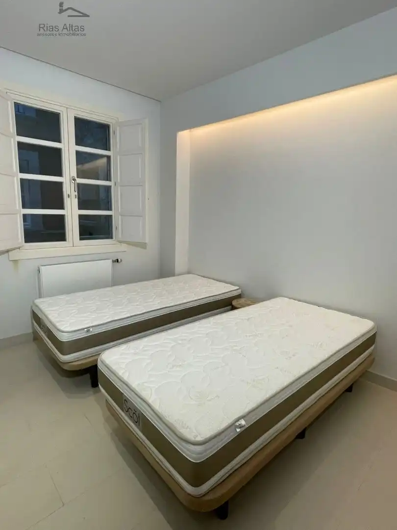 Habitación de Piso en venta en A Coruña Capital  con Calefacción