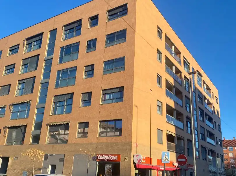 Einzelparkplatz zum Verkauf in Calle José Hierro 8, imagen 2