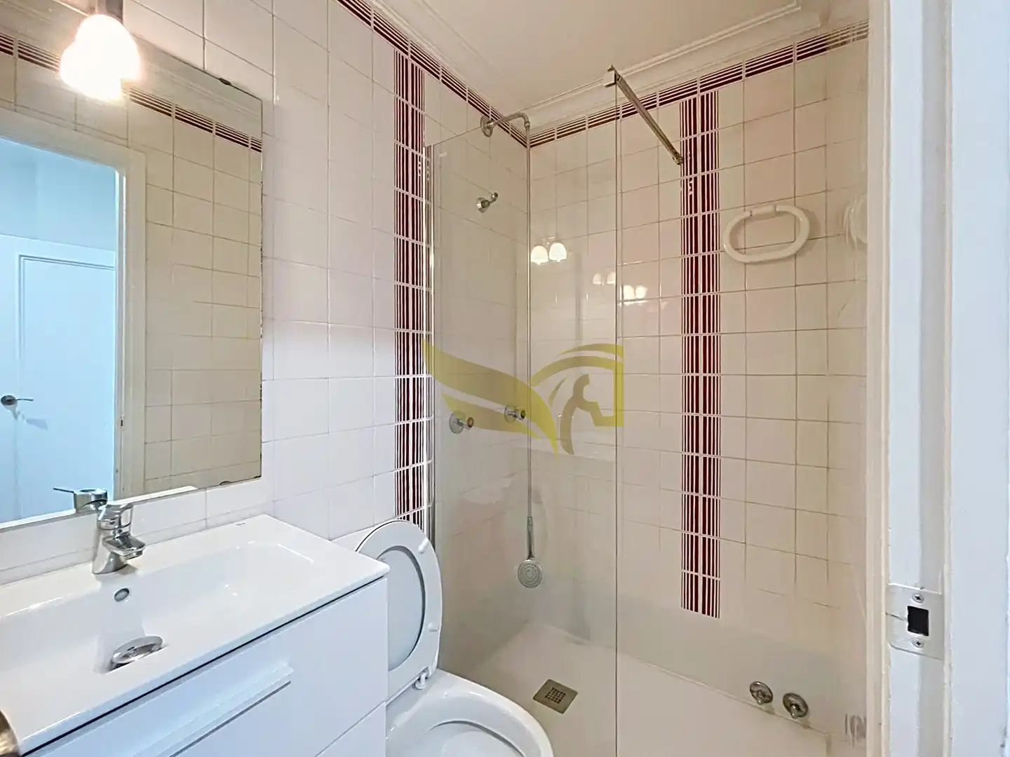 Baño de Ático en venta en Sevilla con Aire acondicionado y Terraza