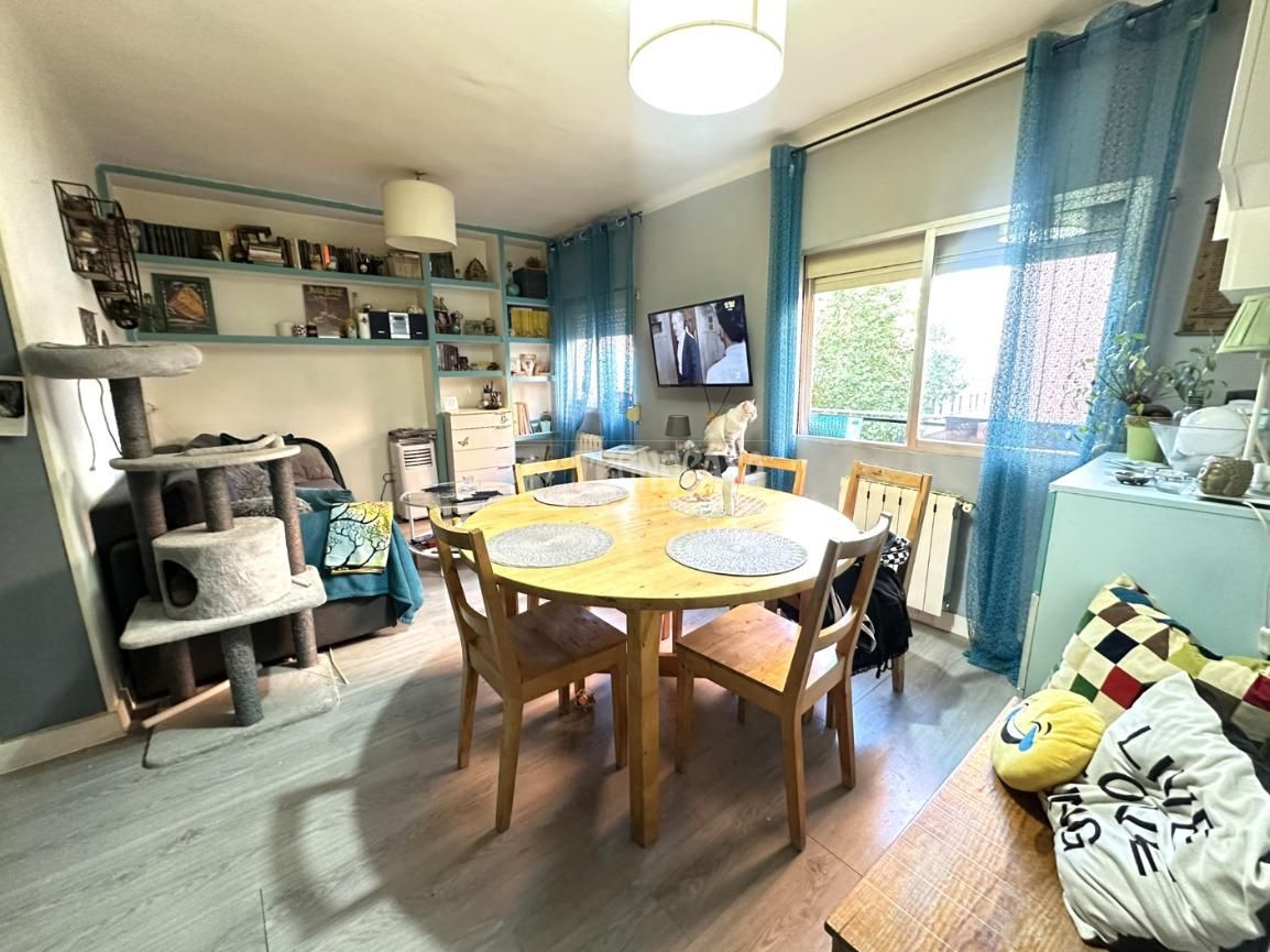 Dining room of Flat for sale in  Madrid Capital