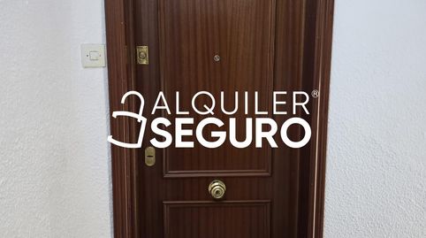 Foto 2 de Piso de alquiler en Concepción, El Carmen - Barrio Gimeno, Burgos Capital