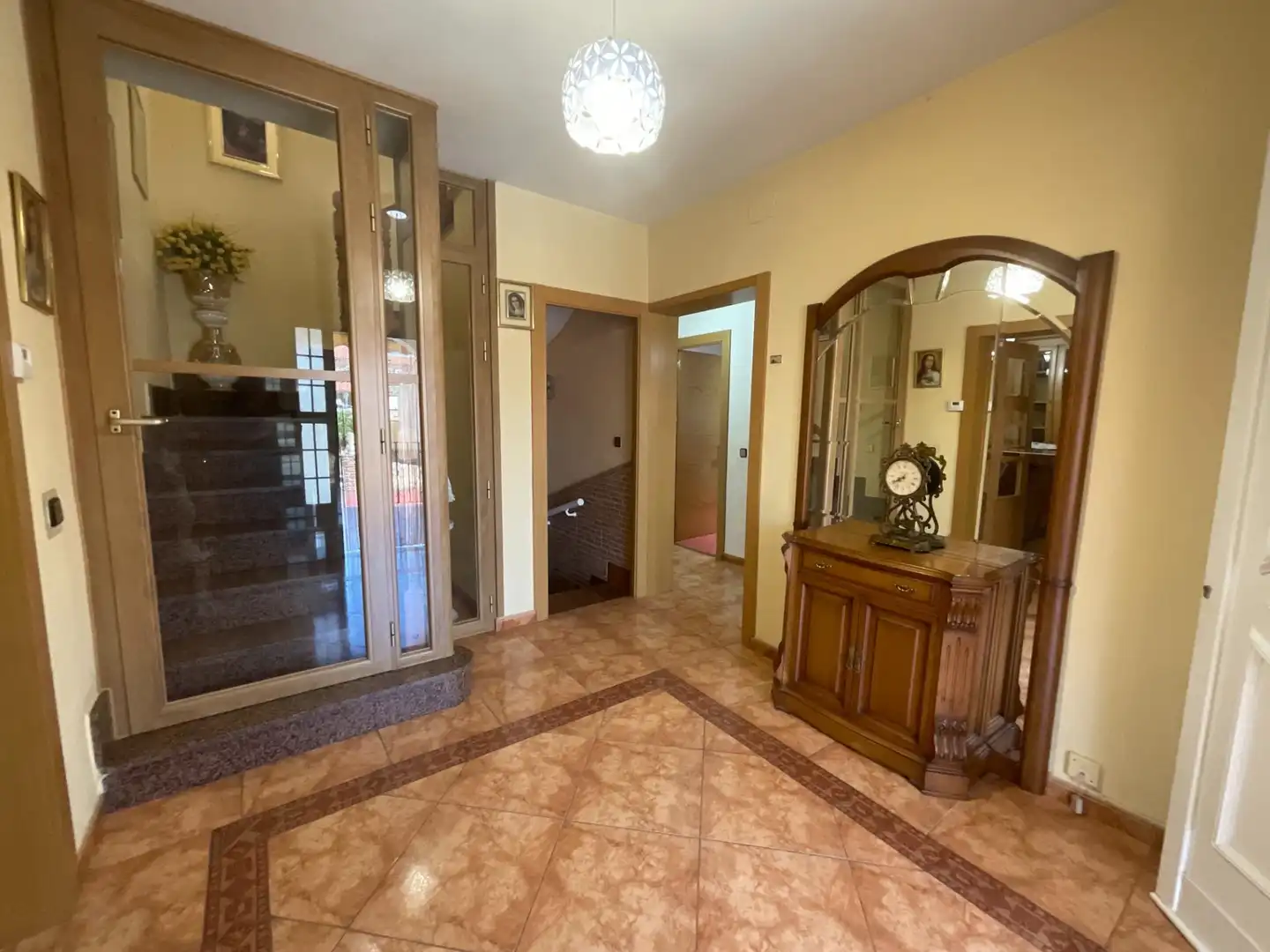 Einfamilien-Reihenhaus zum Verkauf in Villaluenga de la Sagra mit Klimaanlage und Heizung