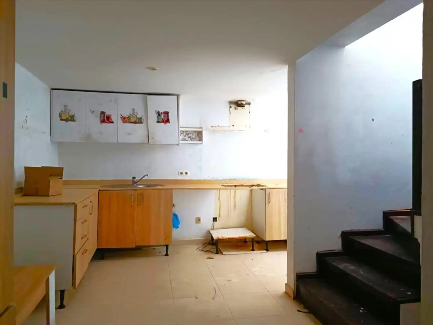 Küche von Einfamilien-Reihenhaus zum Verkauf in Cabanes (Girona) mit Heizung und Balkon
