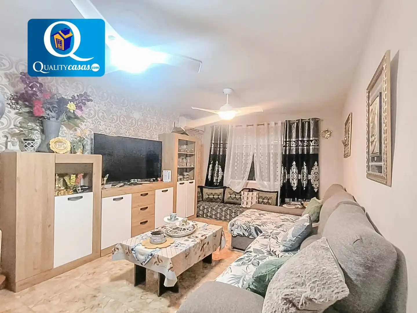 Sala de estar de Apartamento en venta en Alicante / Alacant con Aire acondicionado, Calefacción y Balcón