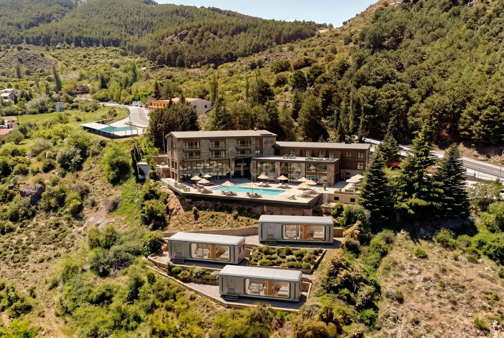Außenansicht von Gebäude zum Verkauf in Sierra Nevada mit Gemeinschaftspool