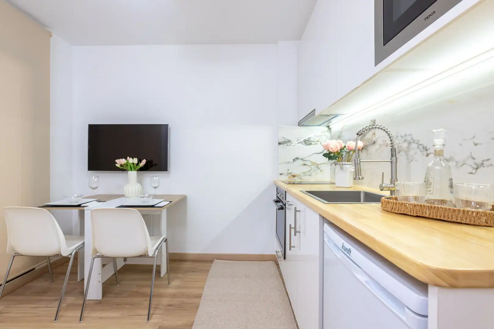 Cuina de Apartament en venda en Roses amb Terrassa