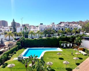 Jardí de Casa o xalet en venda en Torremolinos amb Aire condicionat, Jardí privat i Terrassa