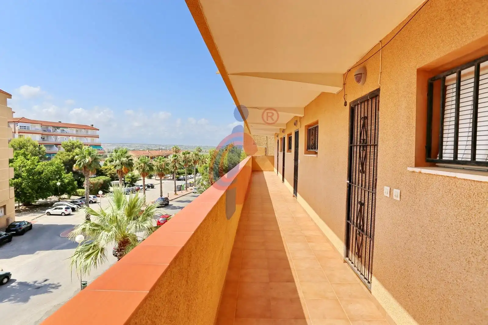 Terrassa de Apartament en venda en Guardamar del Segura amb Moblat