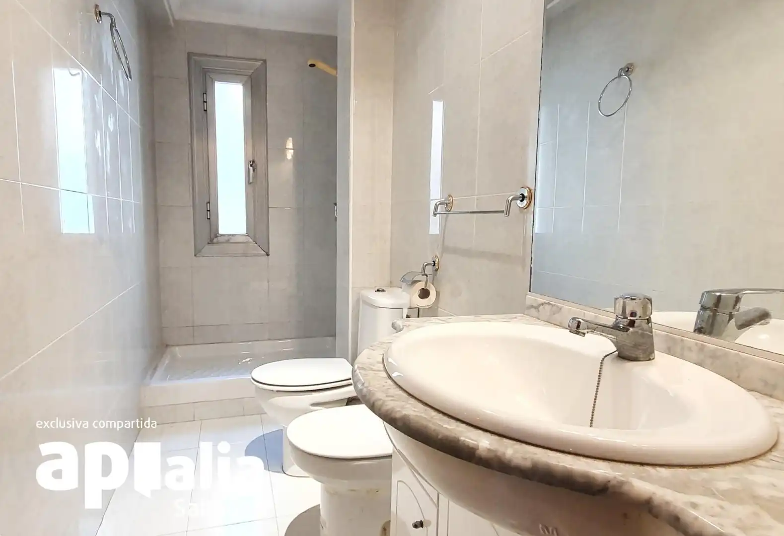 Baño de Piso en venta en Sabadell