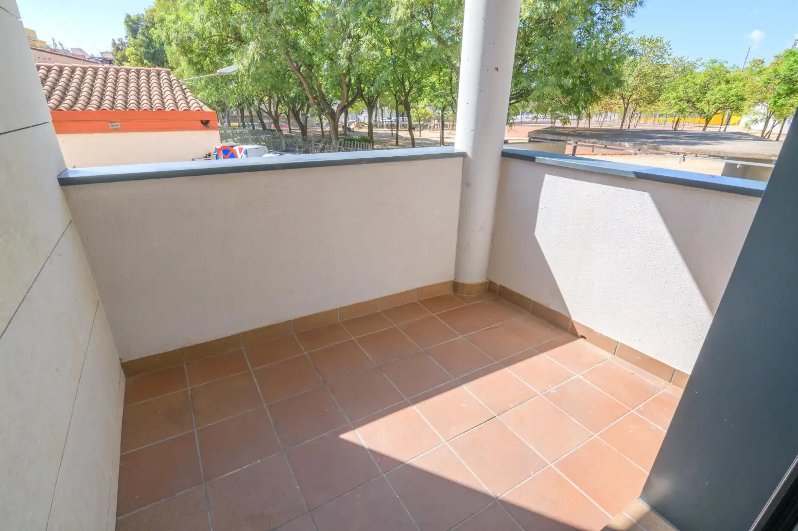 Piso con terraza en venta en Viladecans - CL VICENTA ESCODA, imagen 2